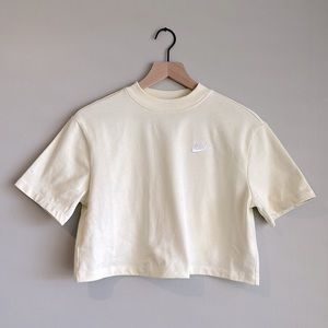 Nike Crop Tee